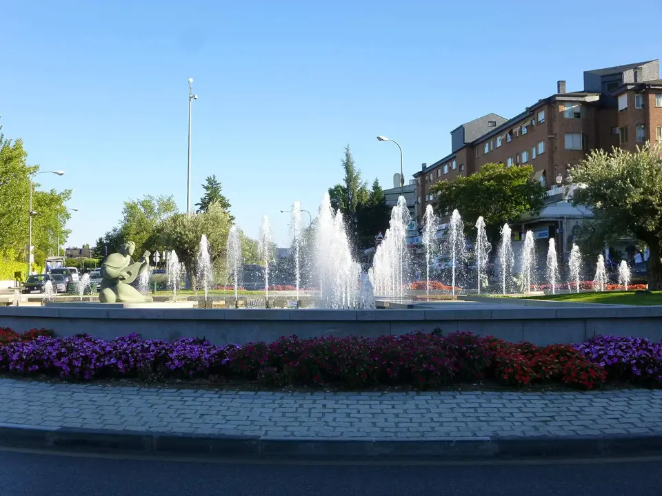 Fuente de la glorieta de Rosalía de Castro